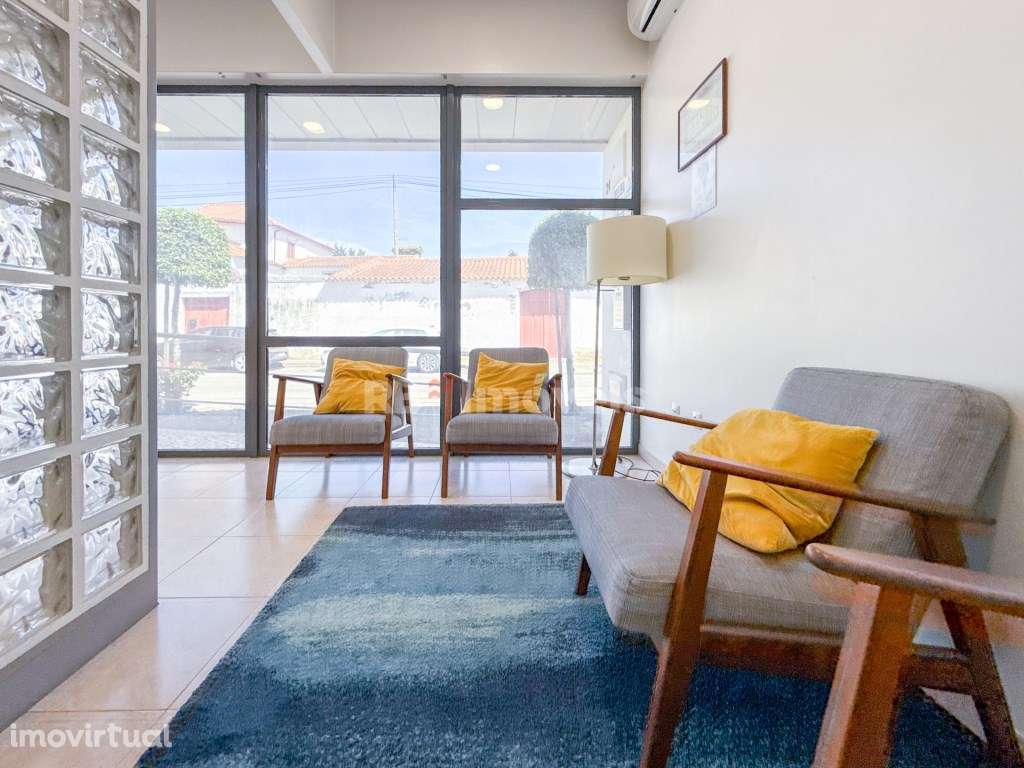 Clínica Dentária Totalmente Equipada - Oportunidade Única - Grande imagem: 3/41