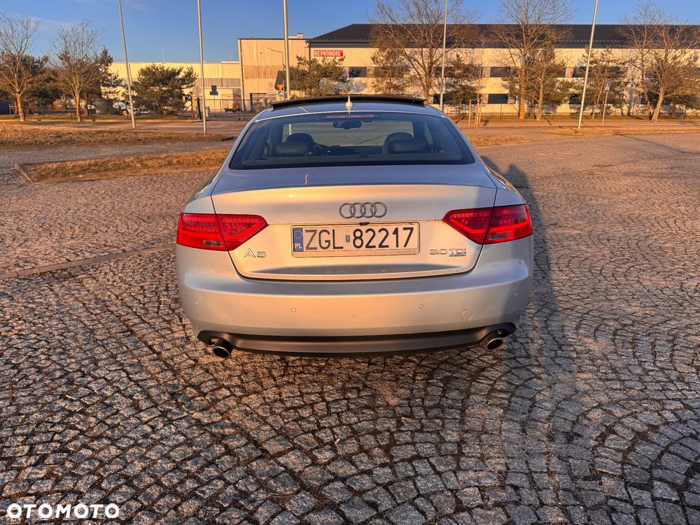 Audi A5 Coupé - 5