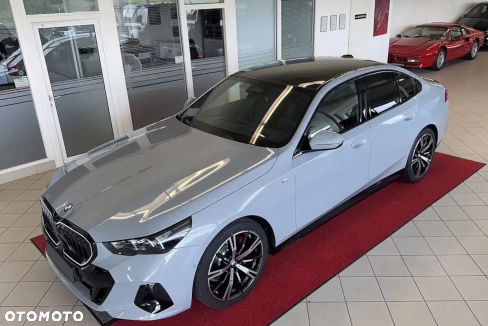 BMW Seria 5 520i mHEV M Sport - 5