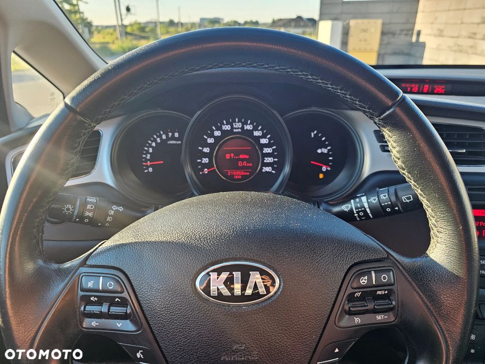 Kia Ceed 1.6 GDI M - 6