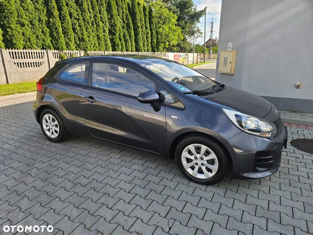 Kia Rio 1.2 Edition 7 - 11
