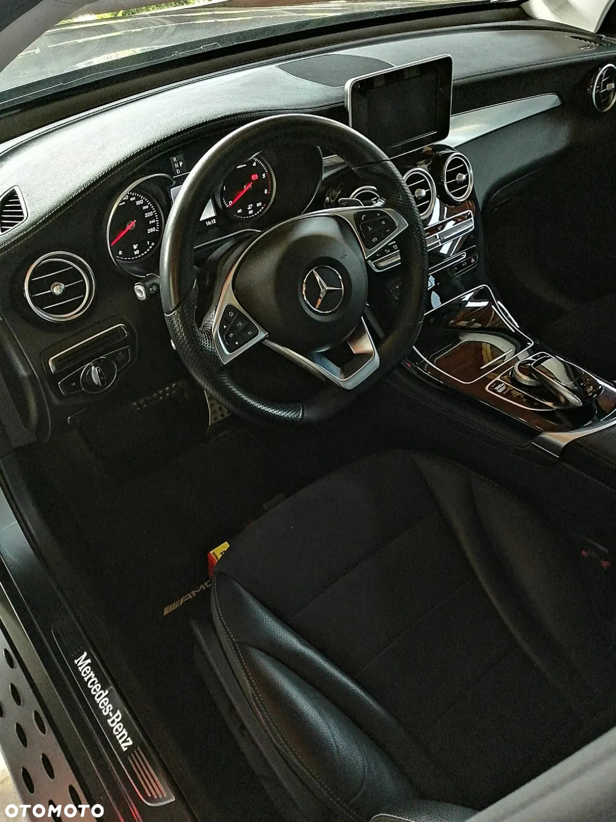 Mercedes-Benz GLC Coupe 220 d 4-Matic - 4