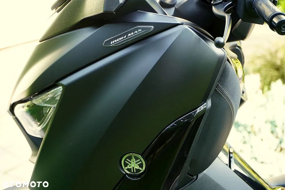 Yamaha X-max - 17