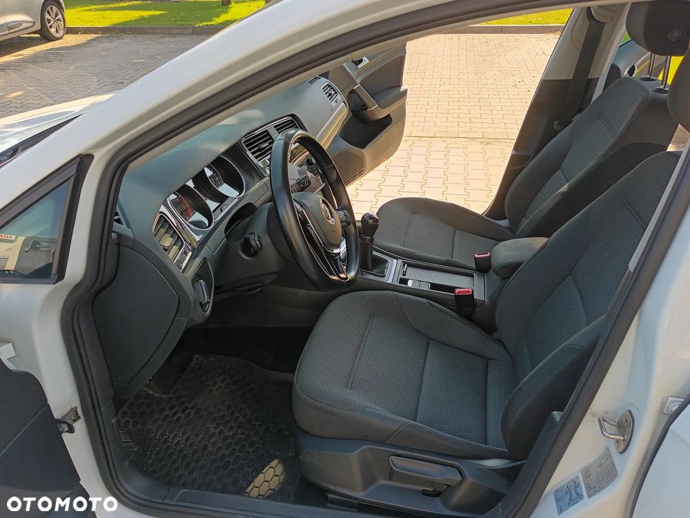 Volkswagen Golf 1.5 TSI BMT Comfortline - 5
