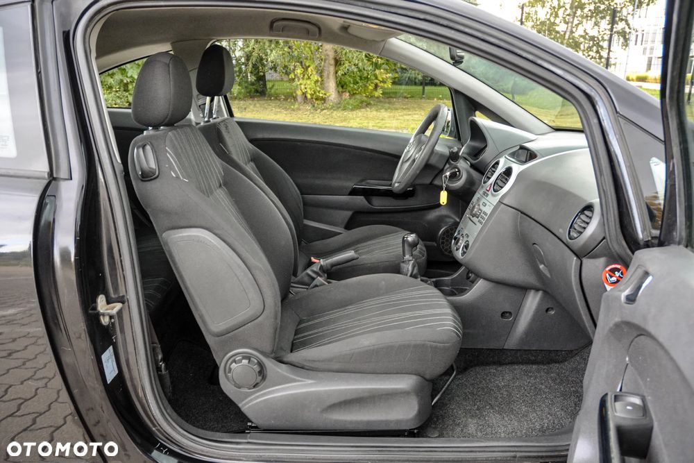 Opel Corsa - 11