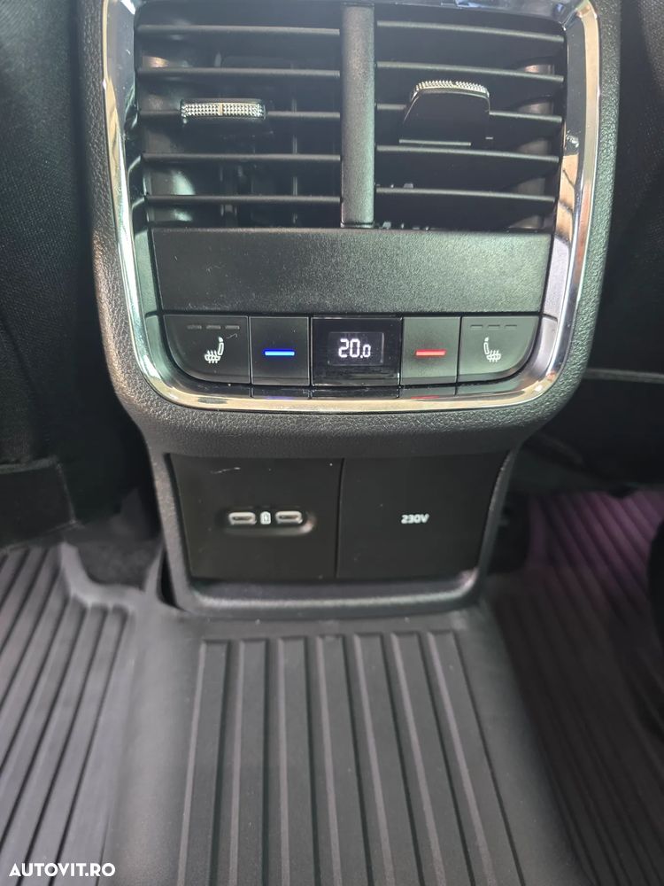 Skoda Octavia Combi Diesel 2.0 TDI DSG Style - 31