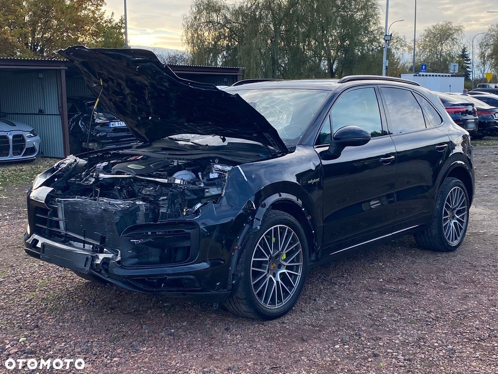 Porsche Cayenne E-Hybrid - 12