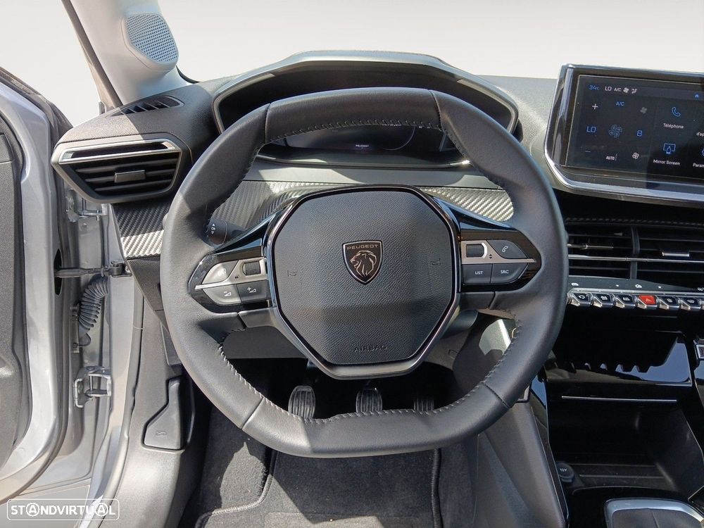 Peugeot 208 1.2 PureTech Allure - 12