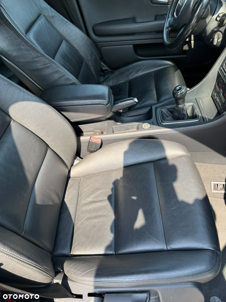 Audi A4 Avant - 14