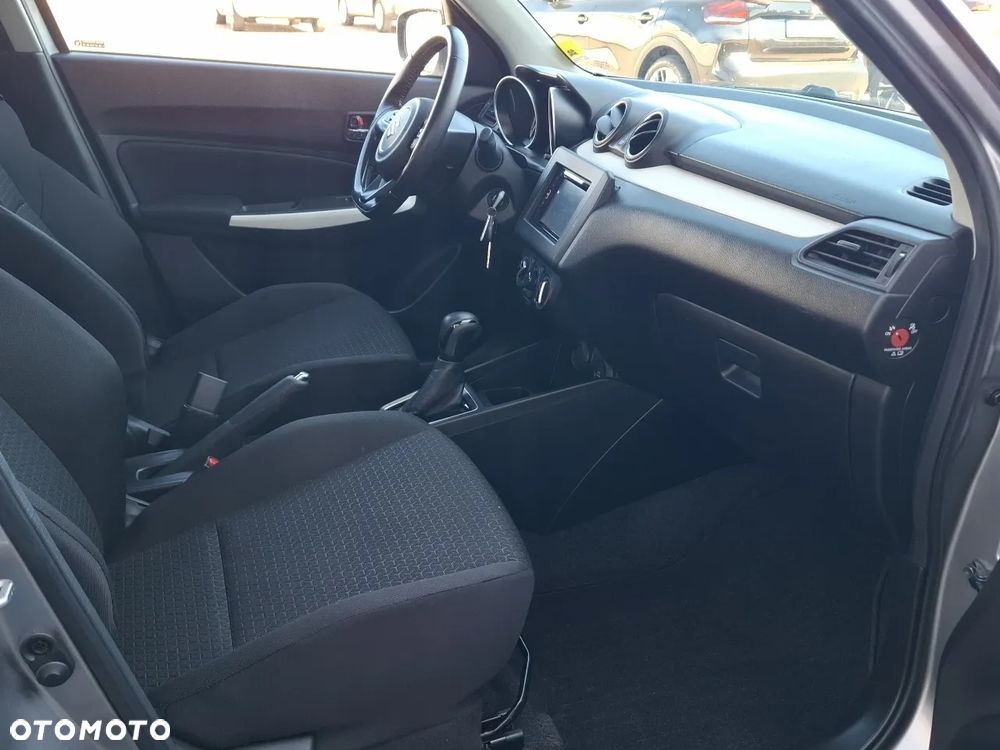 Suzuki Swift 1.2 Dualjet SHVS Premium CVT - 25