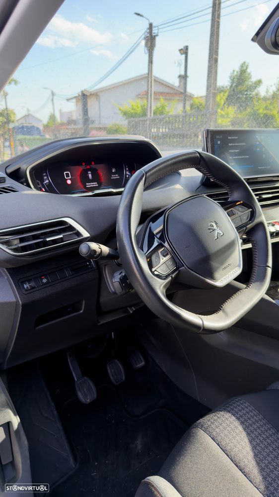Peugeot 3008 - 11