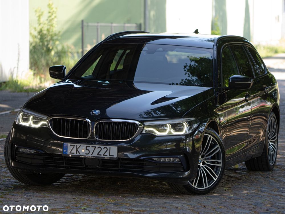 BMW Seria 5 530d xDrive Sport Line - 11