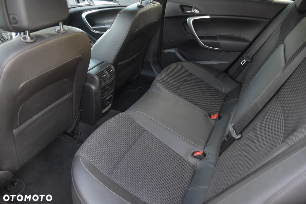 Opel Insignia 1.6 T Cosmo EU6 - 37