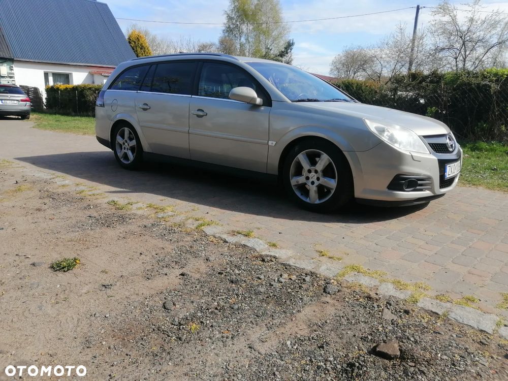 Opel Vectra 2.8 V6 Cosmo - 1