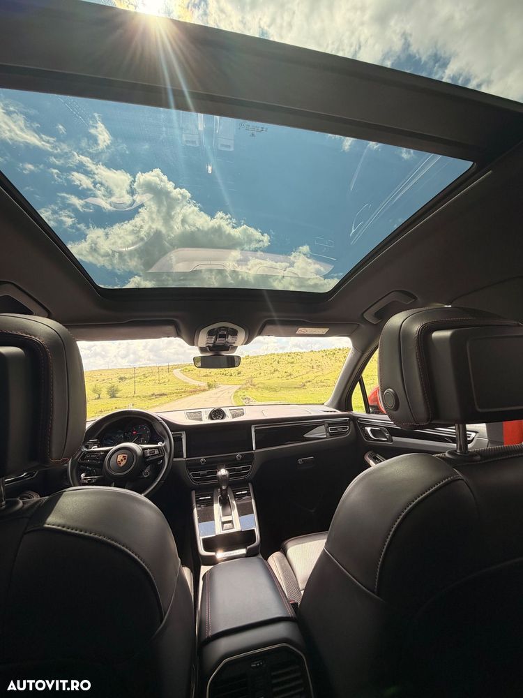 Porsche Macan T - 20