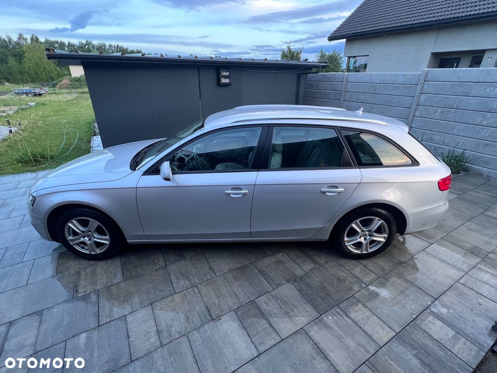 Audi A4 Avant 2.0 TDI DPF multitronic S line Sportpaket (plus) - 11
