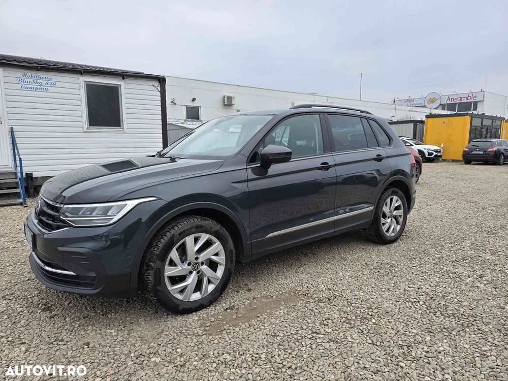 Volkswagen Tiguan - 6