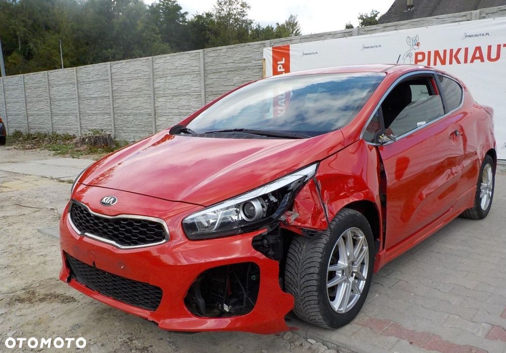 Kia Ceed - 9