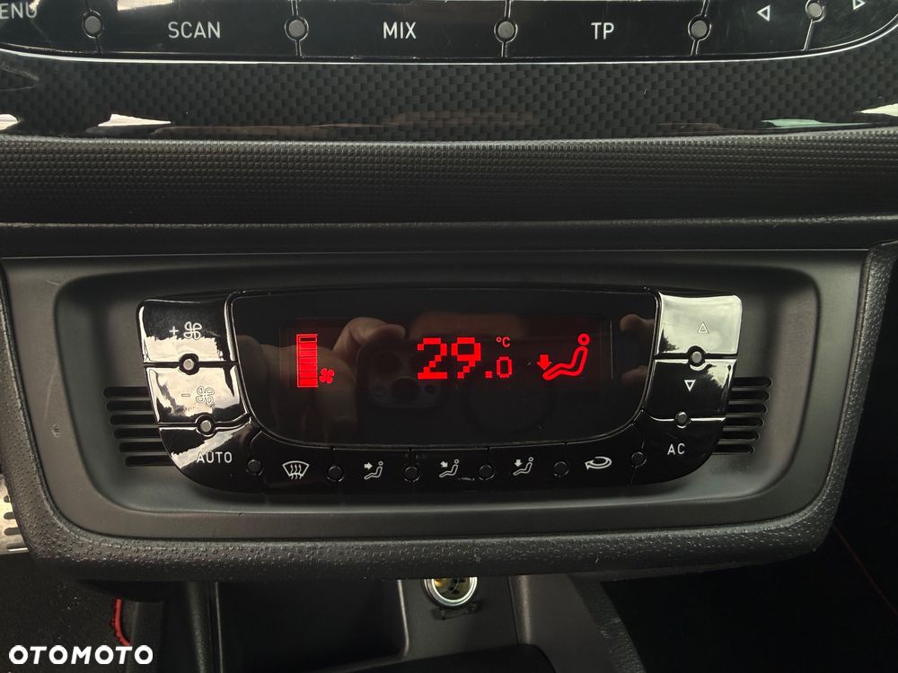 Seat Ibiza SC 1.4 TSI DSG Cupra - 17