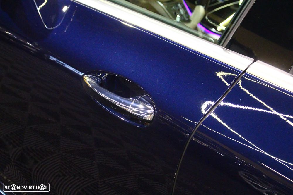 Mercedes-Benz CLS 300 d - 12