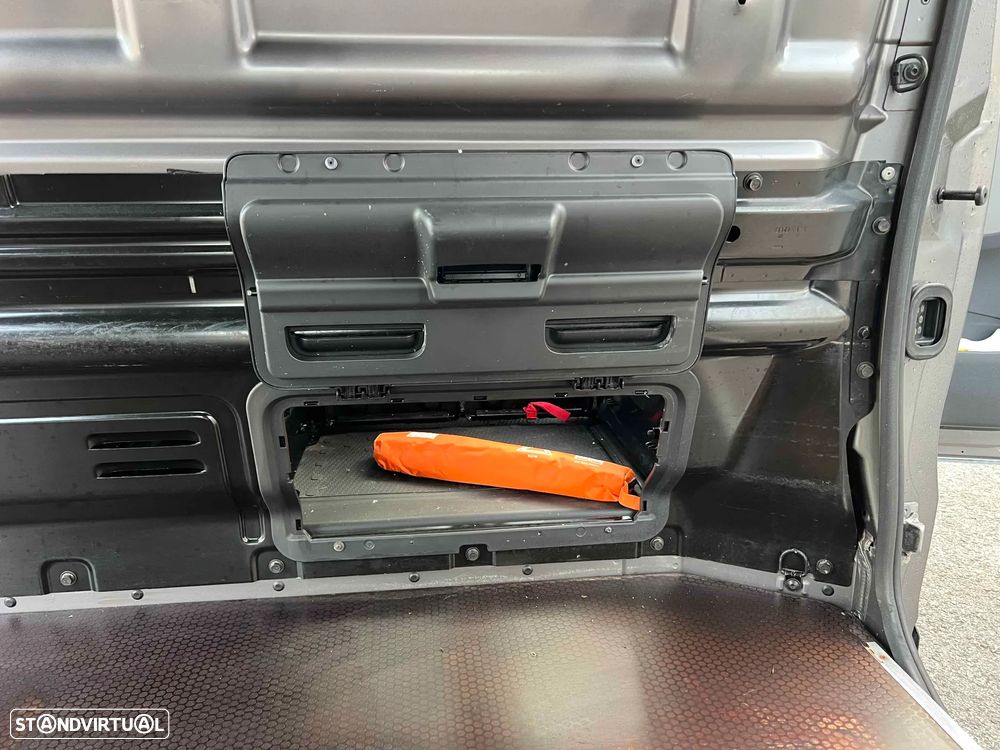 Renault Trafic L2h1 1.6 dci grand confort - 21