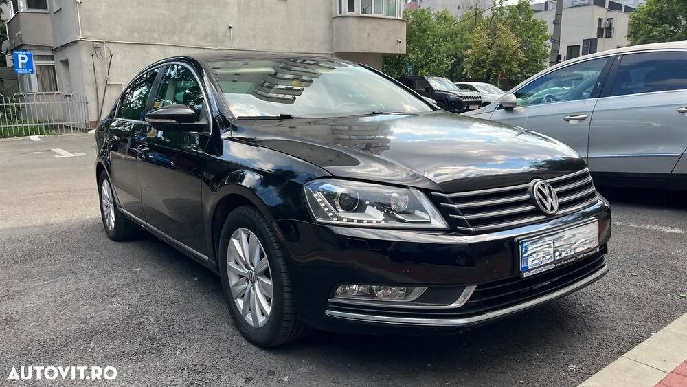 Volkswagen Passat 2.0 TDI BlueMotion Tehnology 4Motion Comfortline - 9