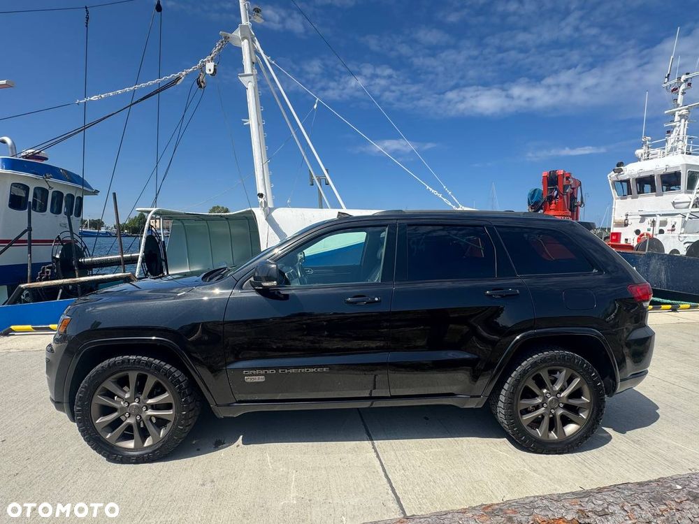 Jeep Grand Cherokee - 11