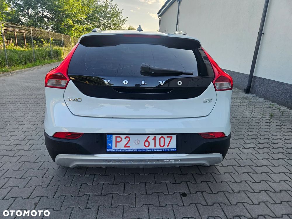 Volvo V40 Cross Country D2 - 18