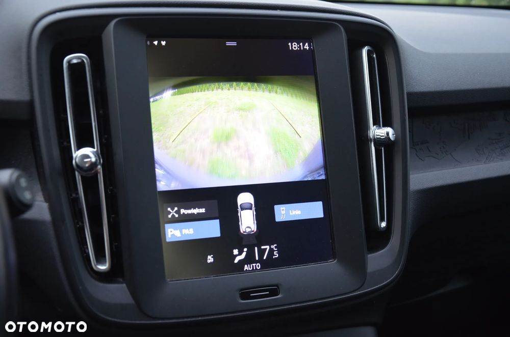 Volvo XC 40 T3 Momentum - 18