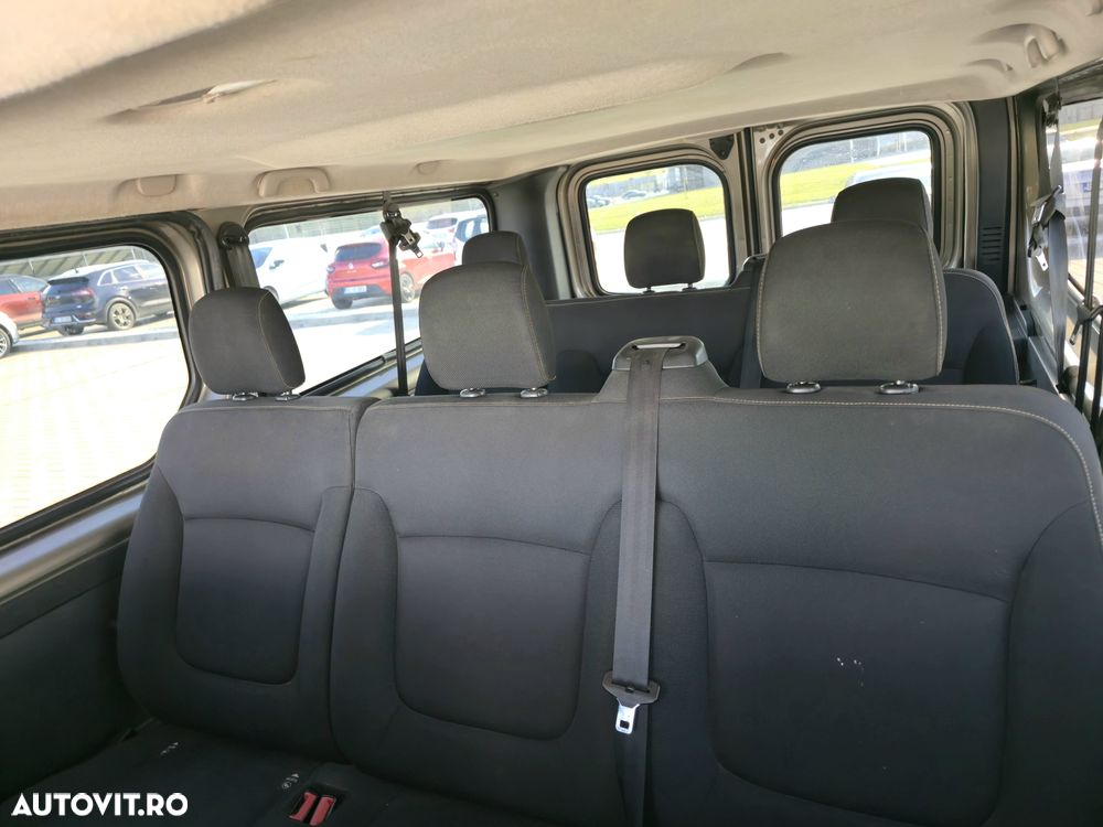 Renault Trafic - 16