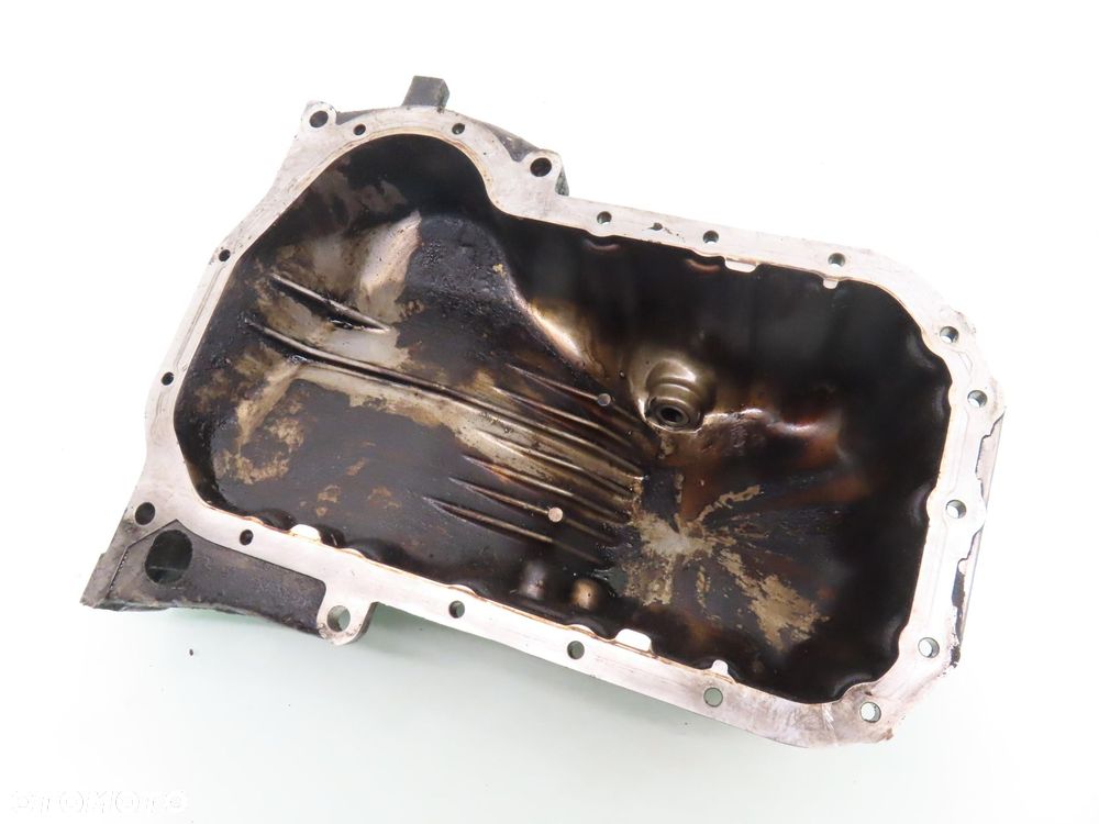 MISKA OLEJOWA AUDI A4 B5 1.8 058103603 - 4