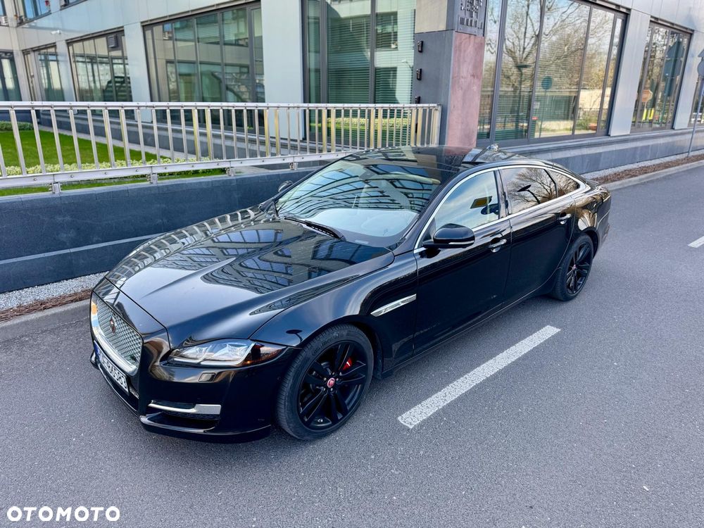 Jaguar XJ - 5
