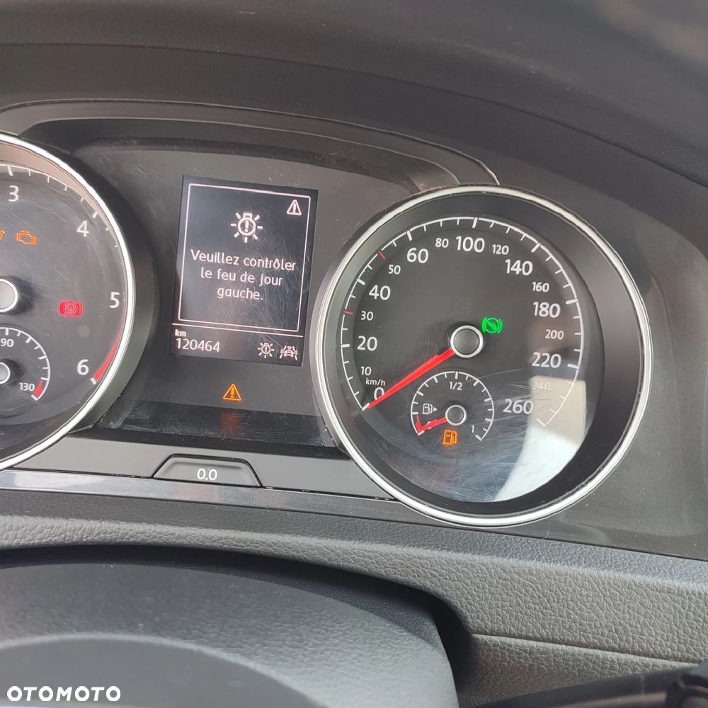 Volkswagen Golf - 16