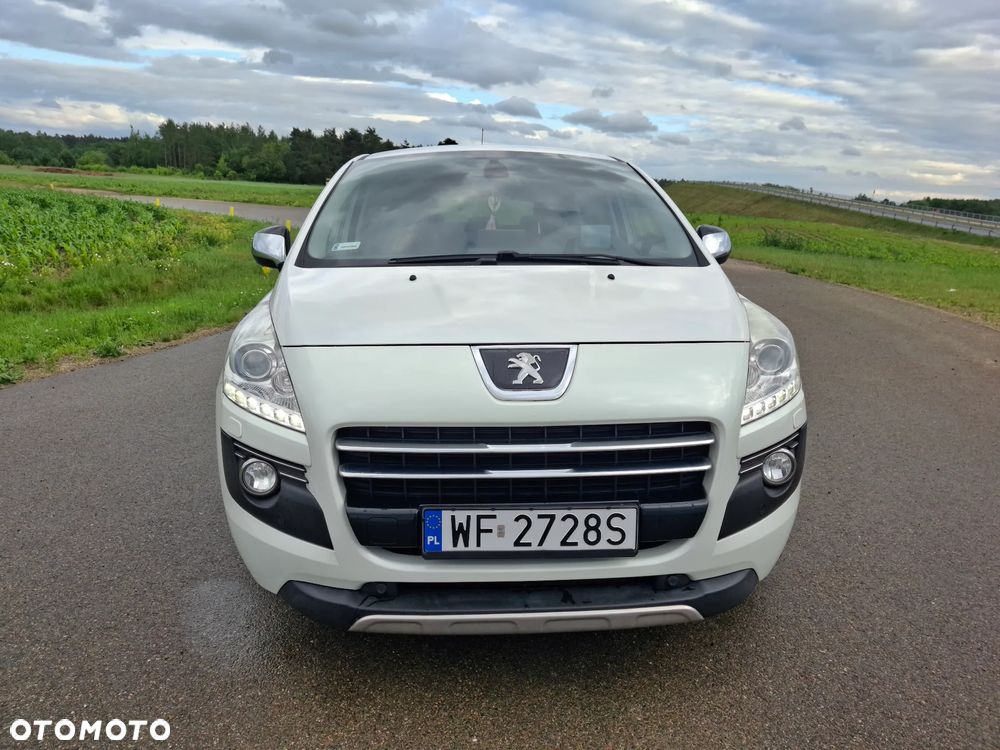 Peugeot 3008 2.0 HDi HYbrid4 - 7