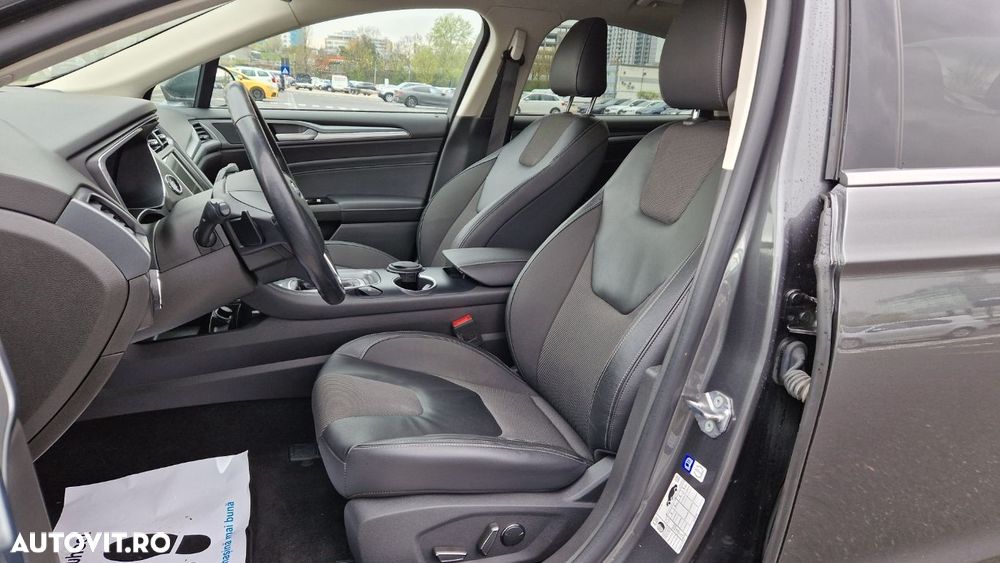 Ford Mondeo 2.0 TDCi Powershift Titanium - 11