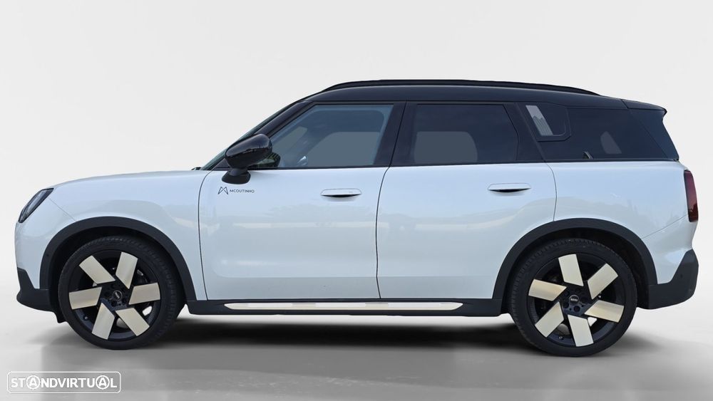 MINI Countryman E Favoured L - 7