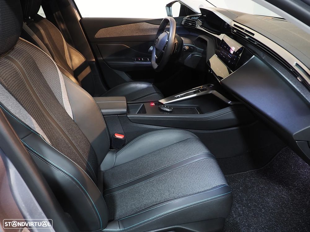 Peugeot 308 SW BlueHDi 130 EAT8 Allure Pack - 13