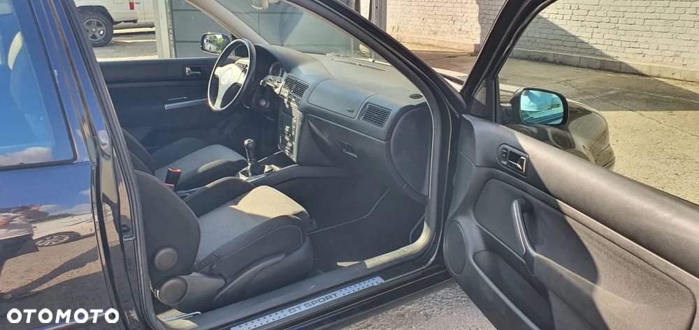 Volkswagen Golf 2.0 Highline - 36