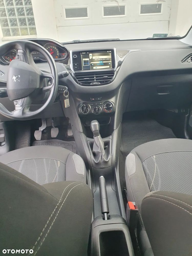 Peugeot 208 1.6 e-HDi Active STT - 6