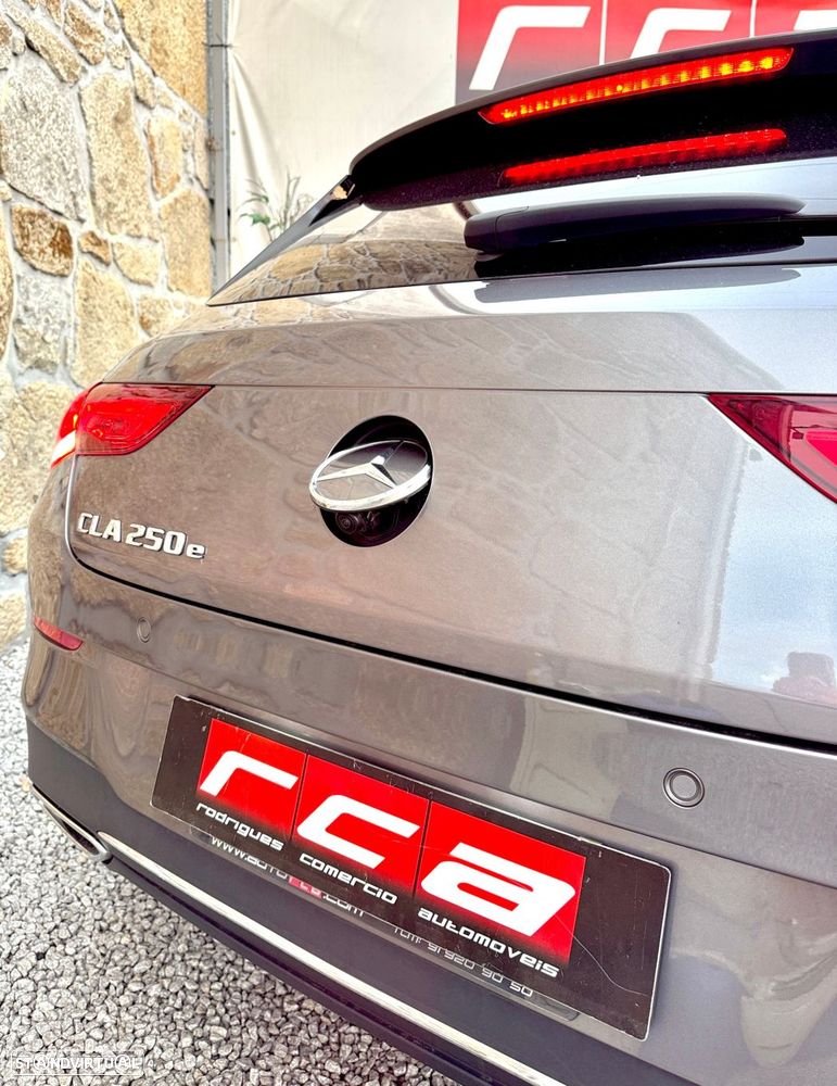 Mercedes-Benz CLA 250 - 18