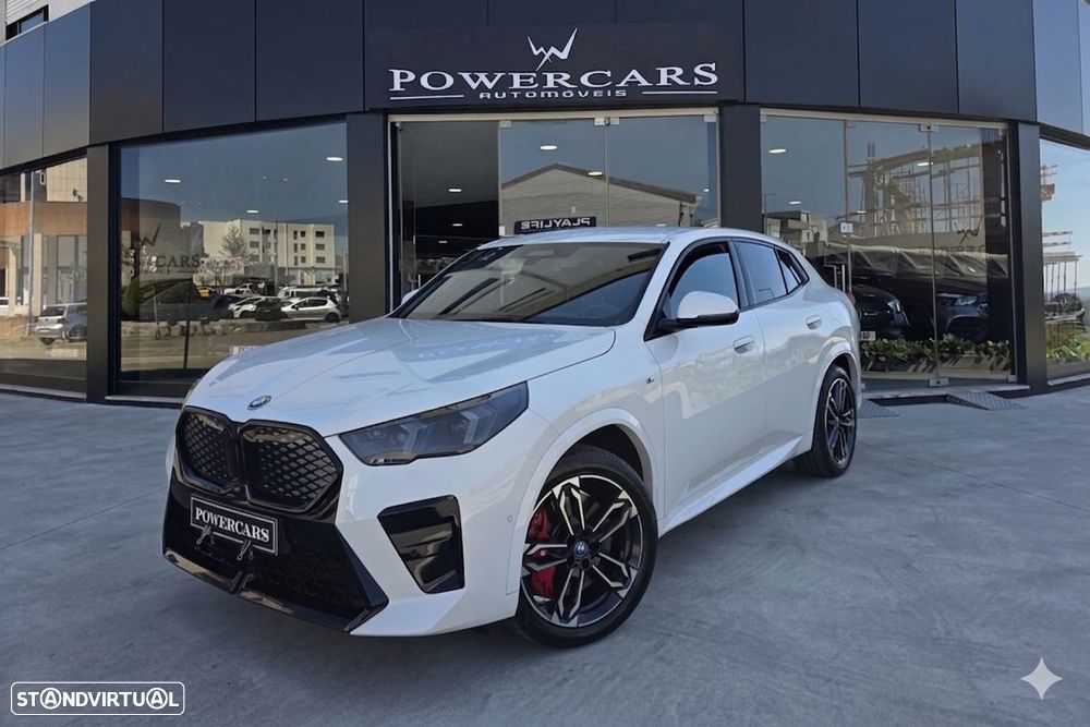 BMW iX2 eDrive20 Pack Desportivo M Pro - 1