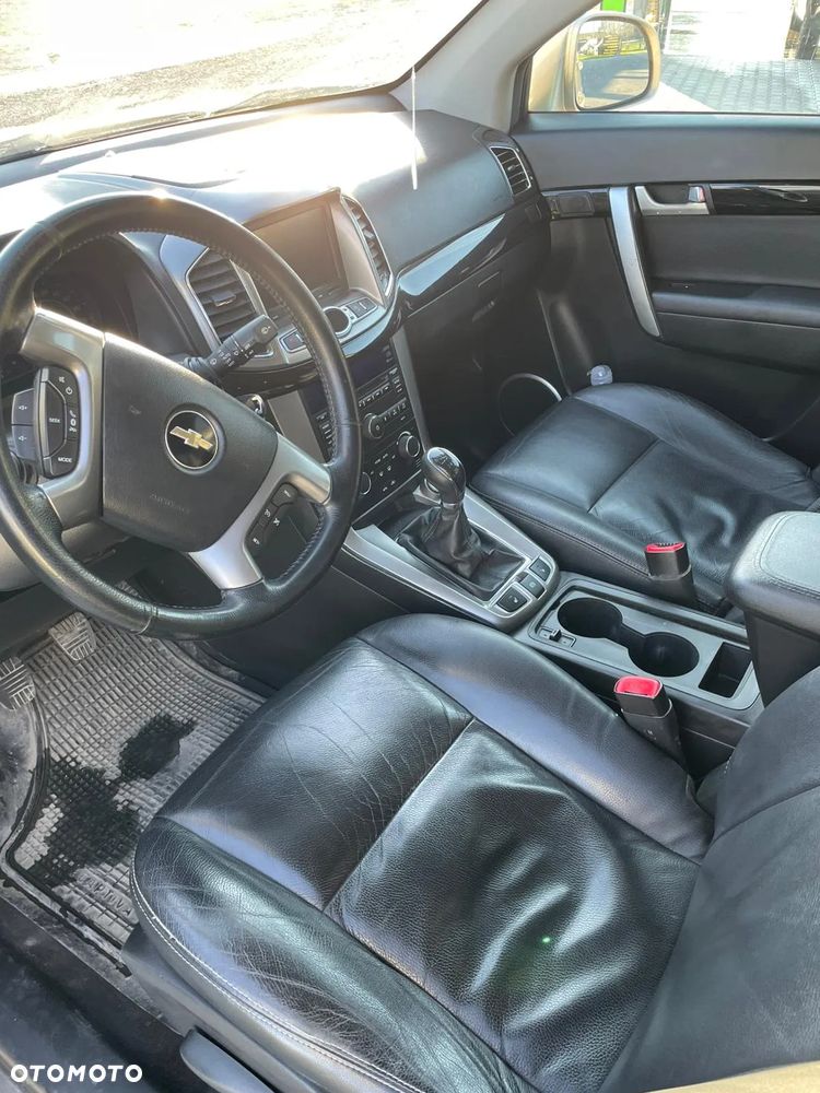 Chevrolet Captiva 2.2 D LT+ - 5