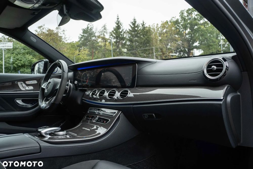 Mercedes-Benz Klasa E AMG 63 S 4-Matic+ - 20