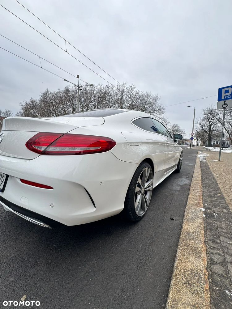 Mercedes-Benz Klasa C 220 (BlueTEC) d 7G-TRONIC AMG Line - 4