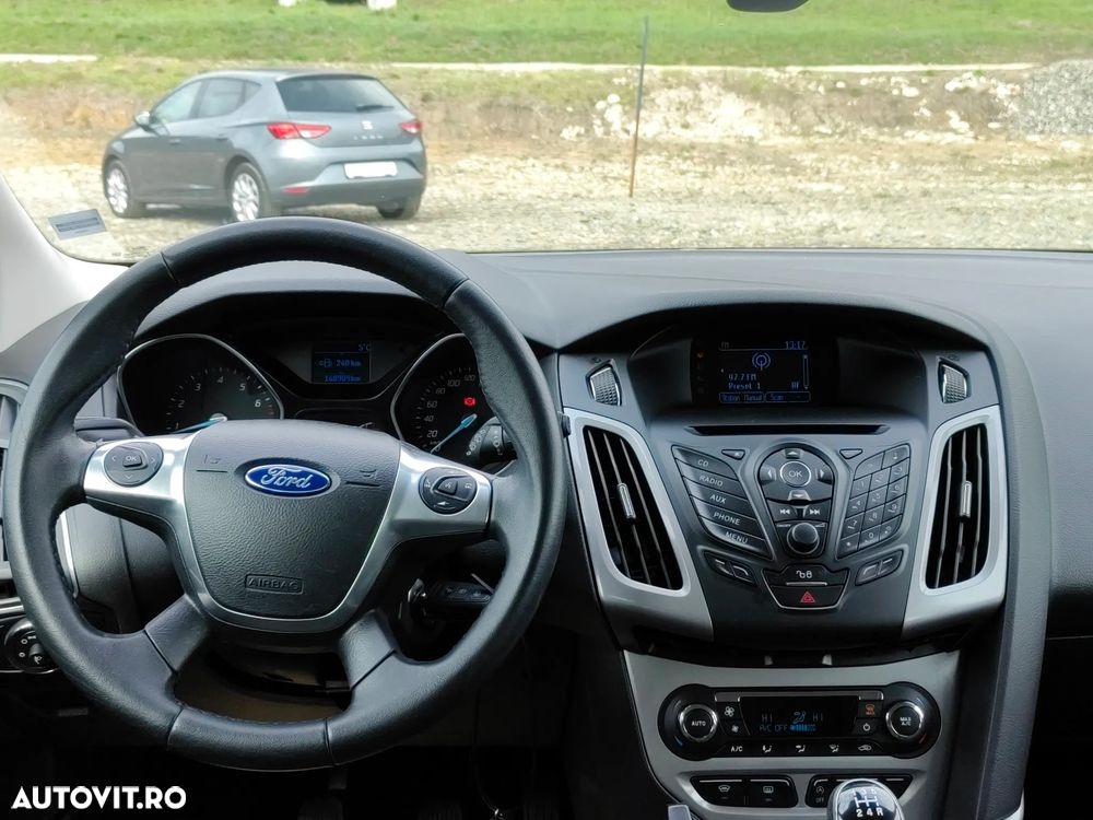 Ford Focus 1.0 EcoBoost Start-Stopp-System Champions Edition - 10