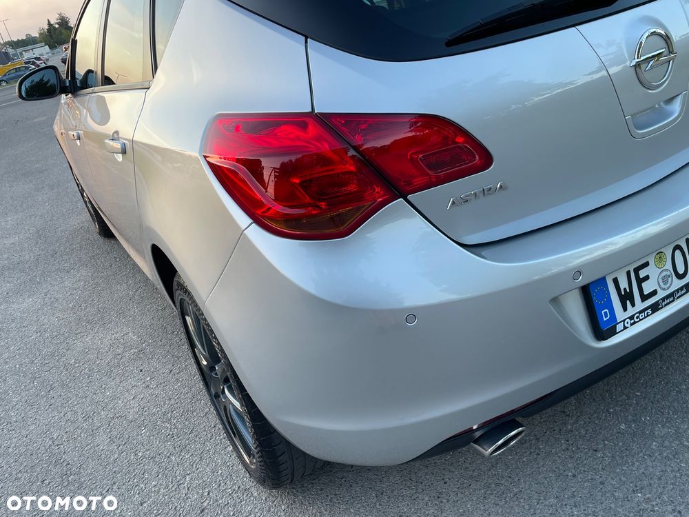 Opel Astra 1.4 Turbo Selection - 33