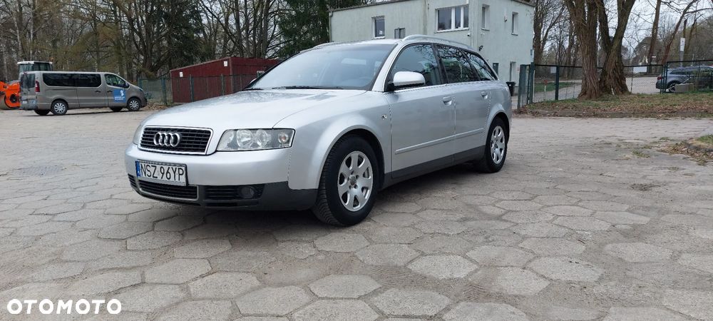 Audi A4 Avant - 12