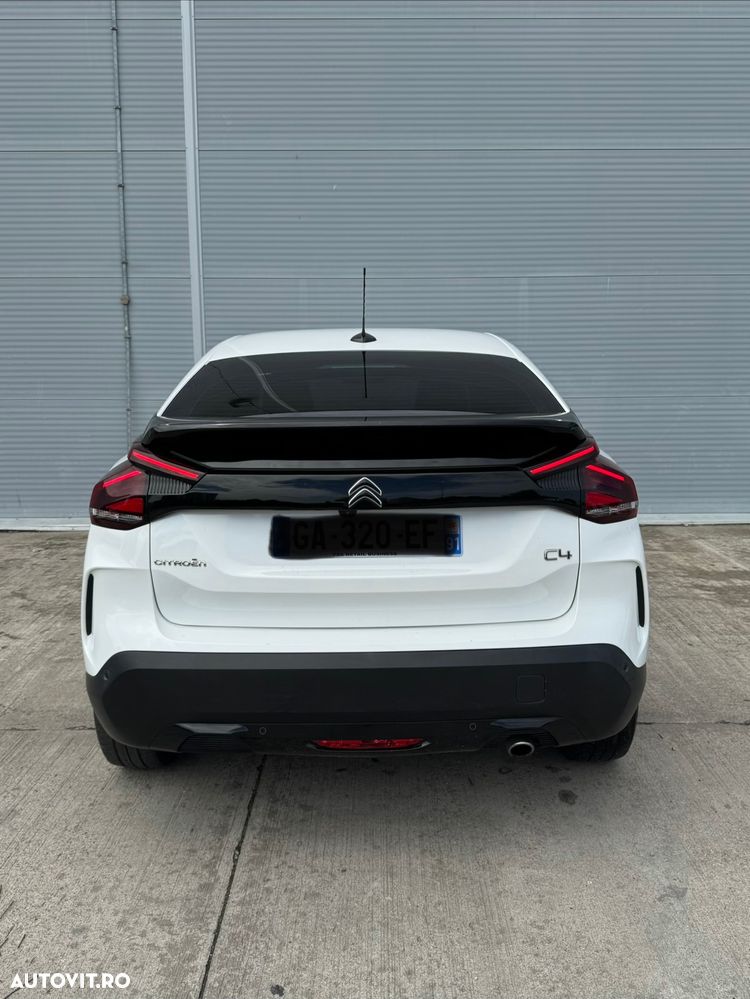 Citroën C4 BlueHDi 130 Stop&Start EAT8 SHINE - 16