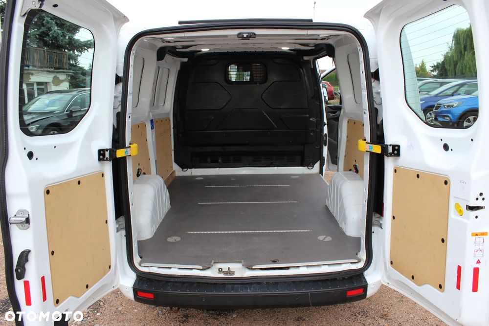 Ford TRANSIT CUSTOM - 26