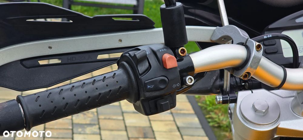 BMW G - 17